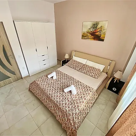 Aparthotelmamaianord 604 Building Stefan 3 *